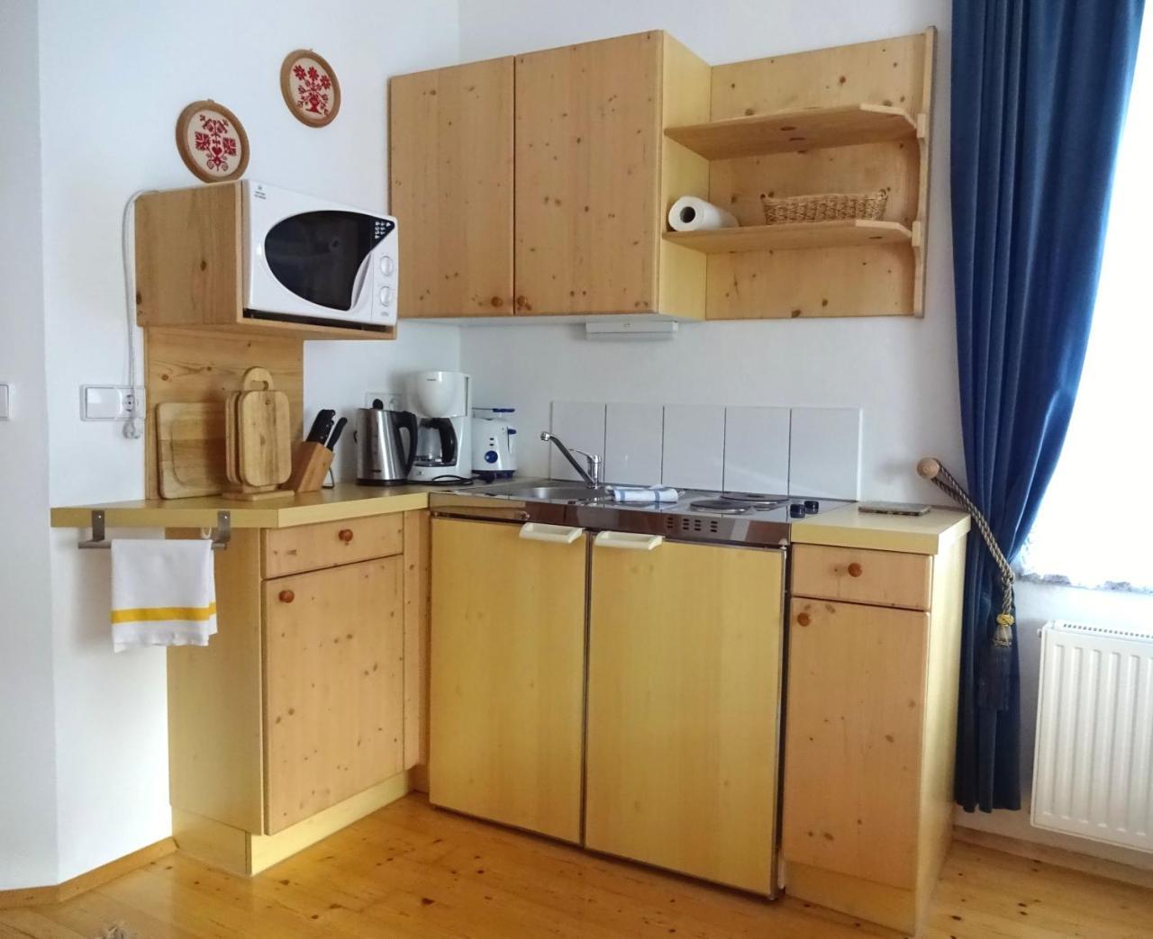 Mitschighof - Apartments Und Pension - Heidis-Welt, Mitschig Hermagor-Pressegger See Exterior photo